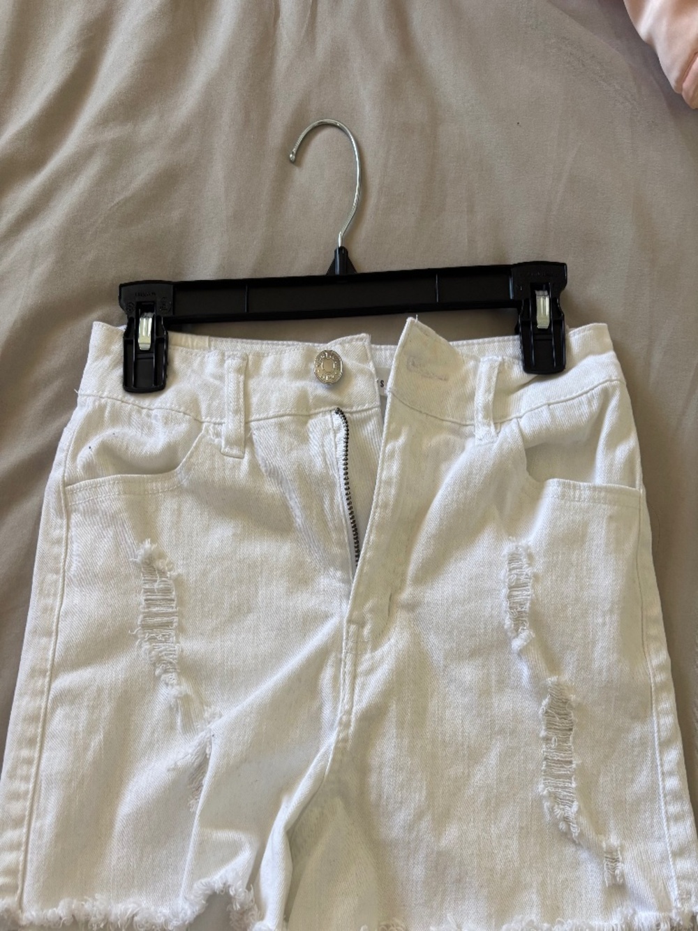 Almost famous white shorts